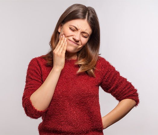 symptoms of sensitive teeth albury